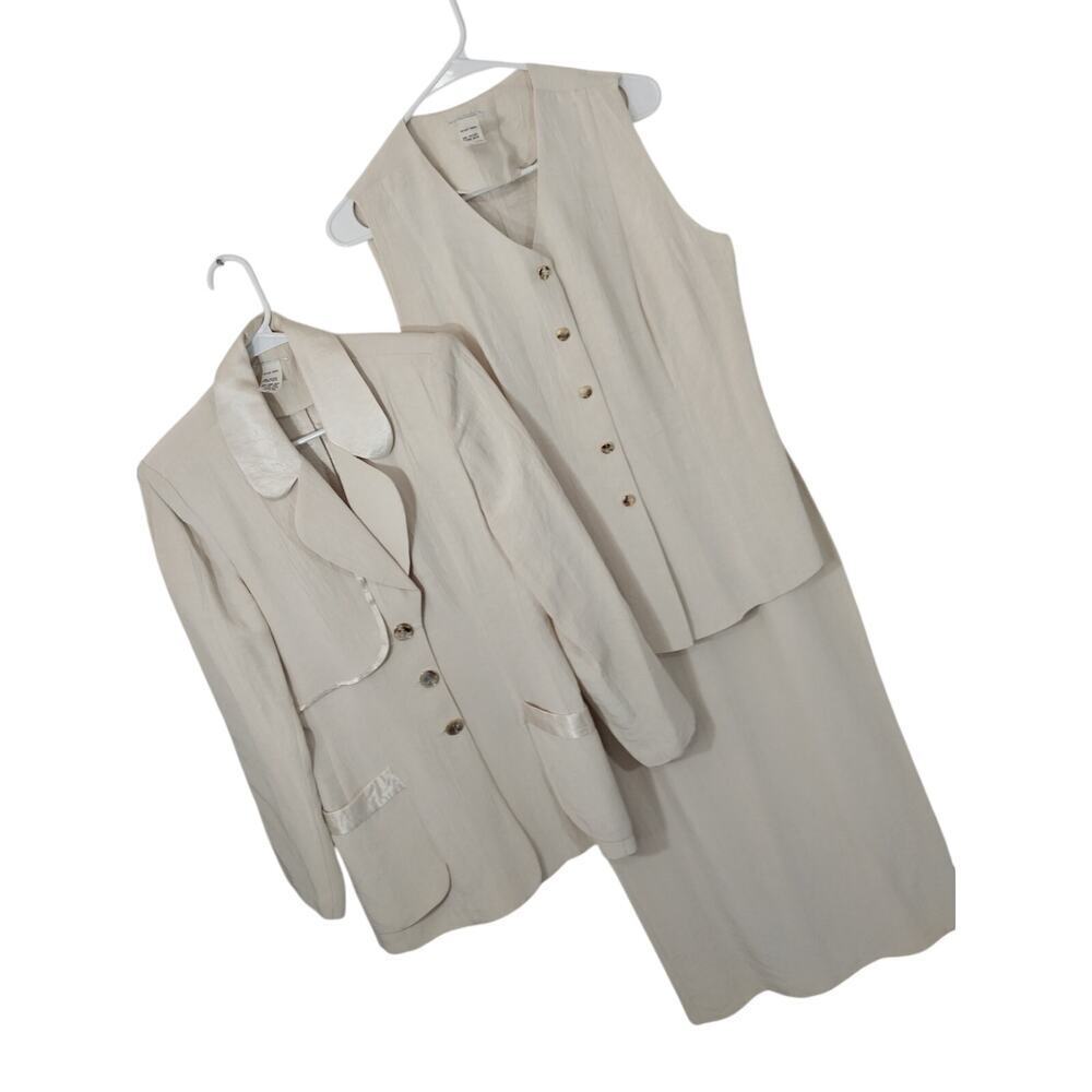 DESIGN TODAYS! RICH CREAM CRINKLE FINISH 3PC VEST, SKIRT & JACKET SUIT SET! SZ M